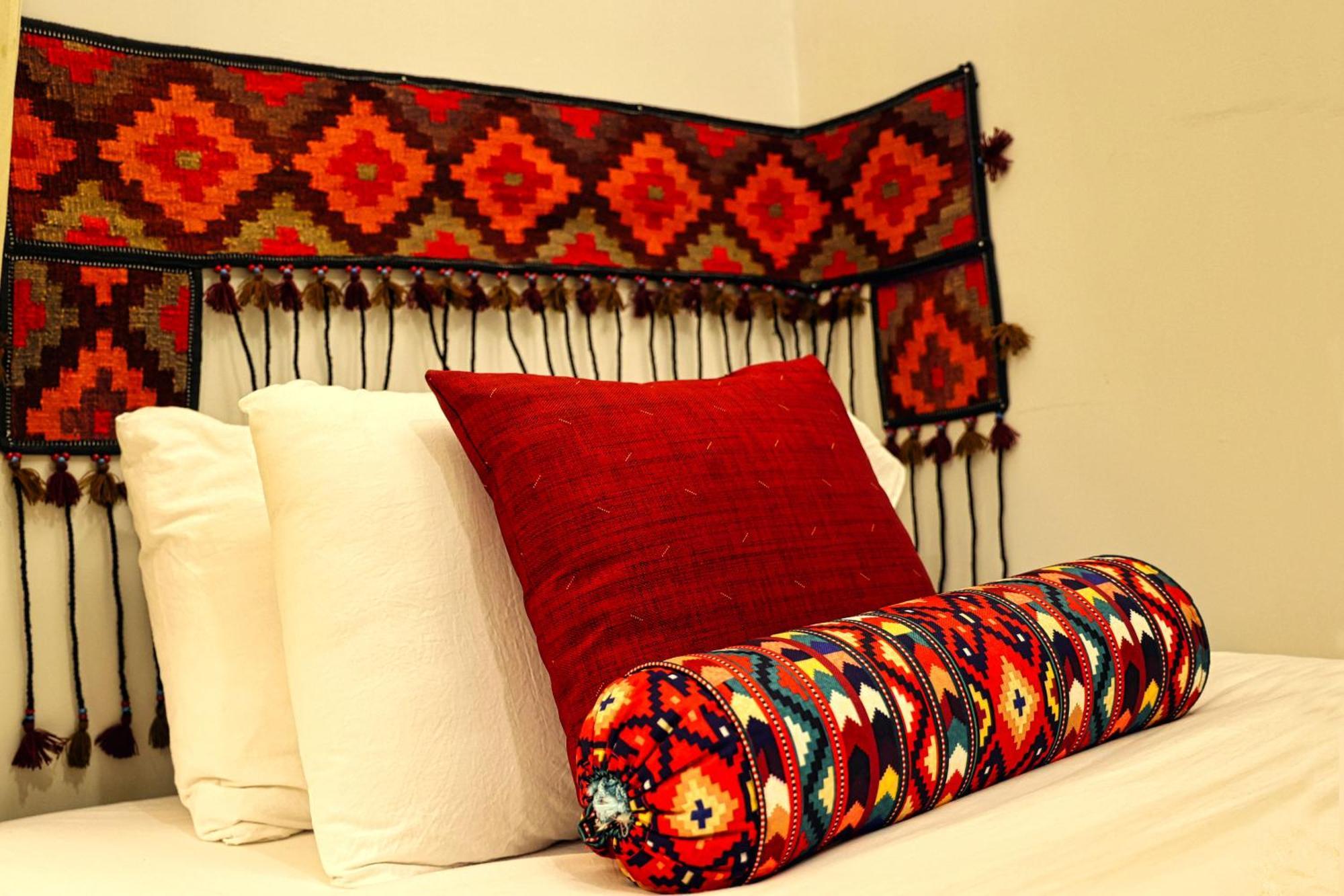 Hotel Oak Residency à Gilgit Extérieur photo